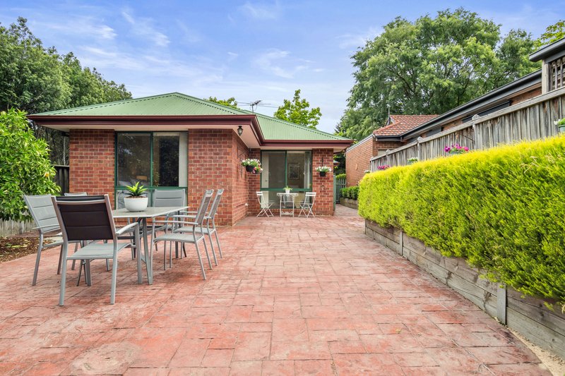 Photo - 17 Commerford Place, Chirnside Park VIC 3116 - Image 9