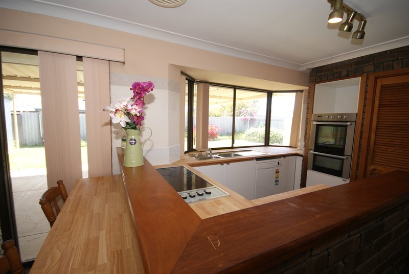 Photo - 17 Concordia Way, Rockingham WA 6168 - Image 9