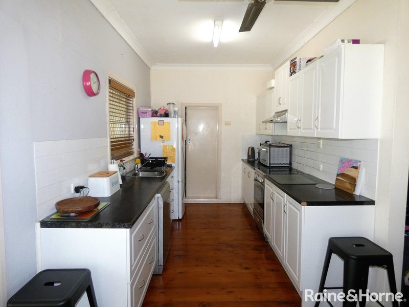 Photo - 17 Condor Crescent, Moree NSW 2400 - Image 7