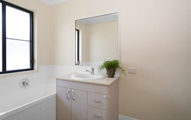 Photo - 17 Coogee Terrace, Blacks Beach QLD 4740 - Image 12