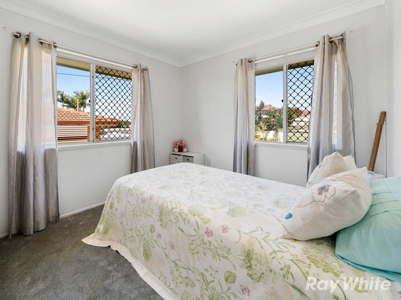 Photo - 17 Cooinda Street, Eastern Heights QLD 4305 - Image 12