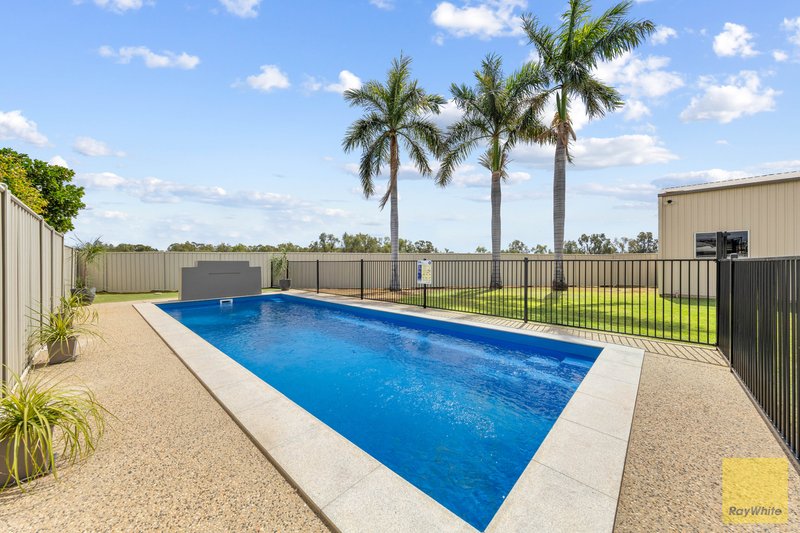 Photo - 17 Cook Close, Emerald QLD 4720 - Image 26
