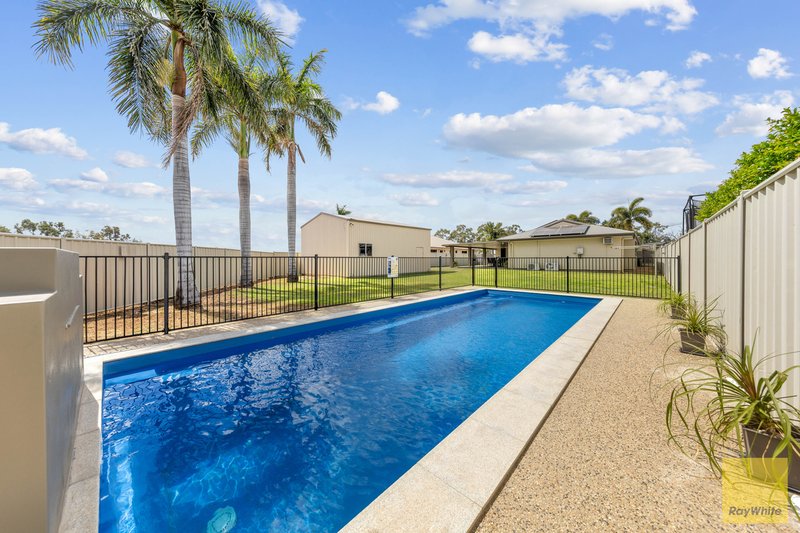Photo - 17 Cook Close, Emerald QLD 4720 - Image 27