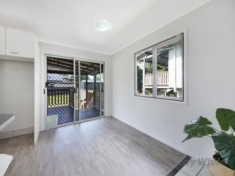 Photo - 17 Coolah Street, Aspley QLD 4034 - Image 4