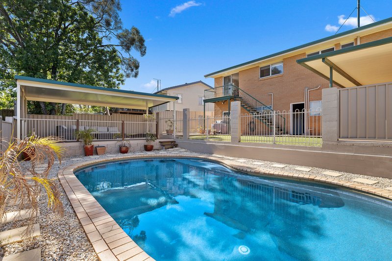 Photo - 17 Coolibah Crescent, Ferny Hills QLD 4055 - Image 2