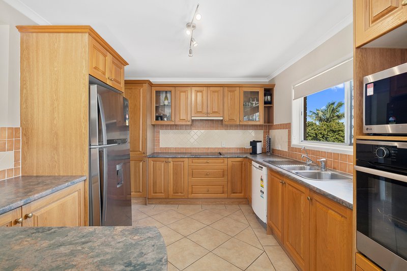 Photo - 17 Coolibah Crescent, Ferny Hills QLD 4055 - Image 3