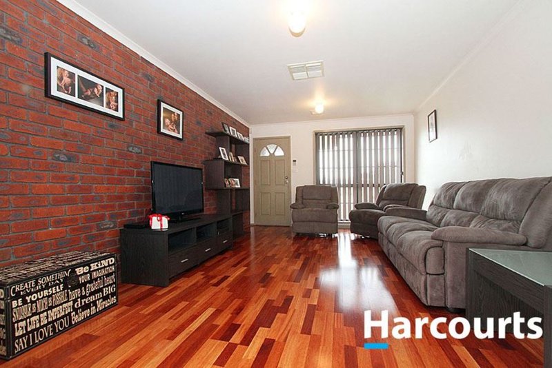 Photo - 1/7 Cooma Court, Lalor VIC 3075 - Image 5