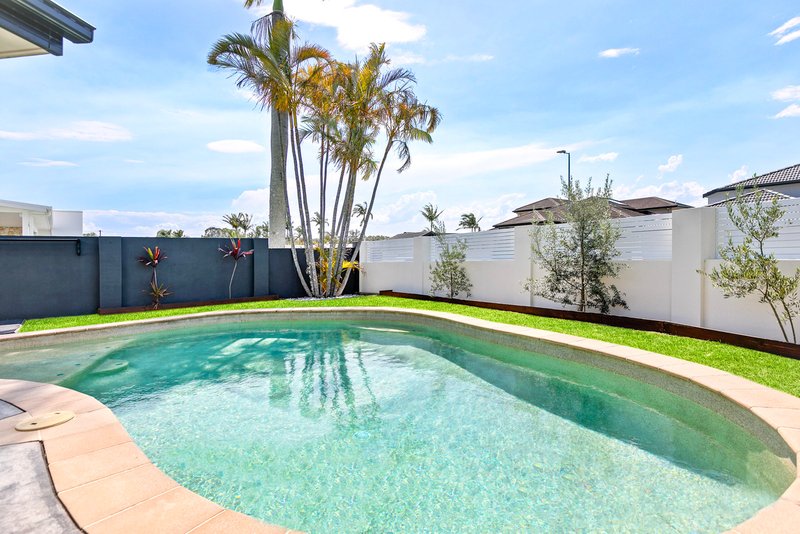 Photo - 17 Coppabella Crescent, Mooloolaba QLD 4557 - Image 5