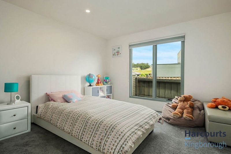 Photo - 17 Corlacus Drive, Kingston TAS 7050 - Image 12