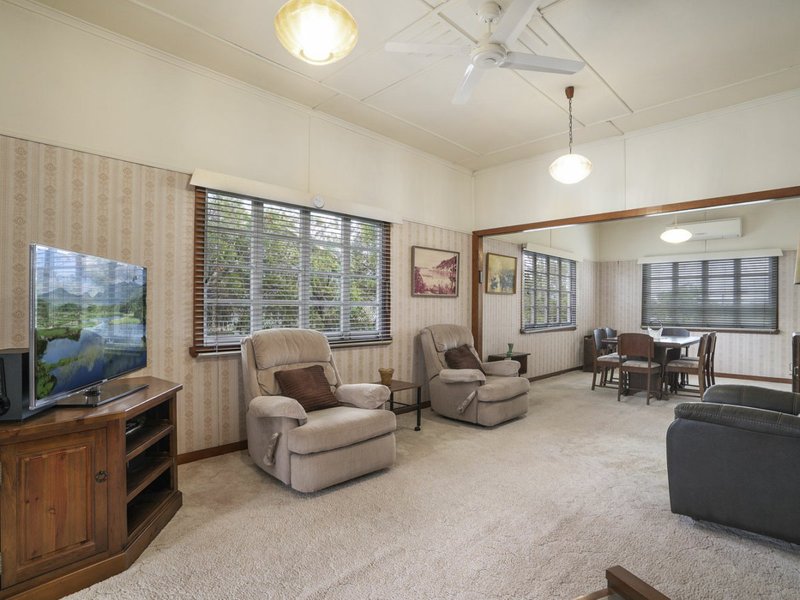 Photo - 17 Cormack Street, Sherwood QLD 4075 - Image 6