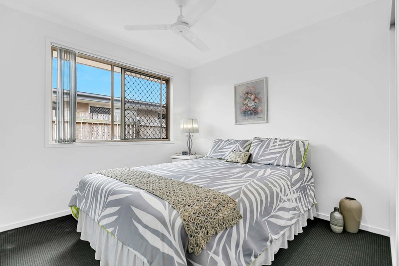 Photo - 17 Cormorant Court, Kawungan QLD 4655 - Image 14