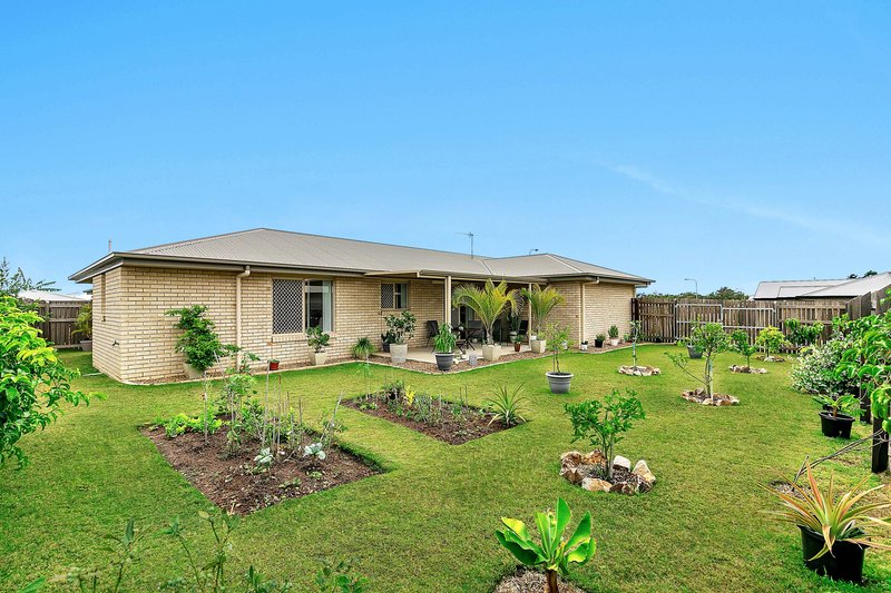 Photo - 17 Cormorant Court, Kawungan QLD 4655 - Image 19