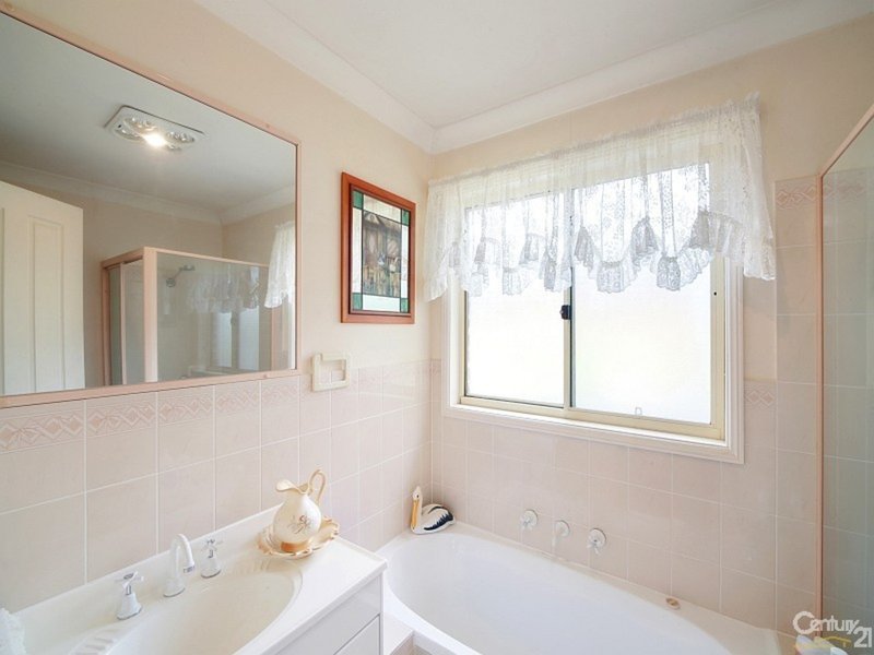 Photo - 1/7 Cotswolds Close, Terrigal NSW 2260 - Image 7