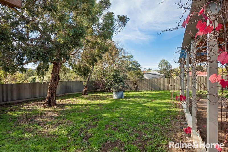 Photo - 17 Coulthard Street, Castlemaine VIC 3450 - Image 23