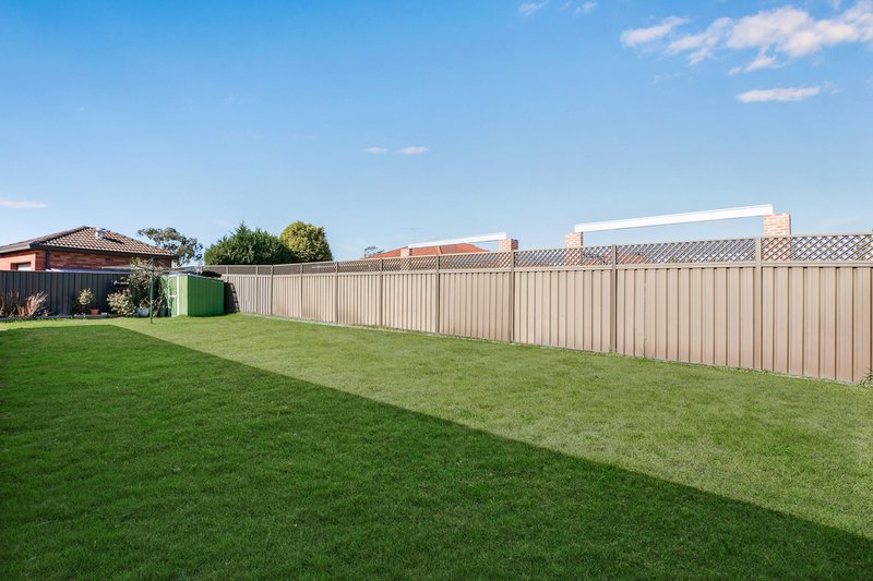 Photo - 17 Craig Avenue, Moorebank NSW 2170 - Image 8