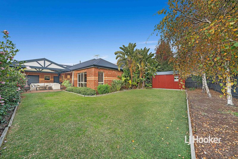 Photo - 17 Creswick Drive, Point Cook VIC 3030 - Image 21