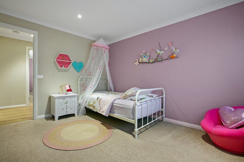 Photo - 17 Crimson Crescent, Epping VIC 3076 - Image 21