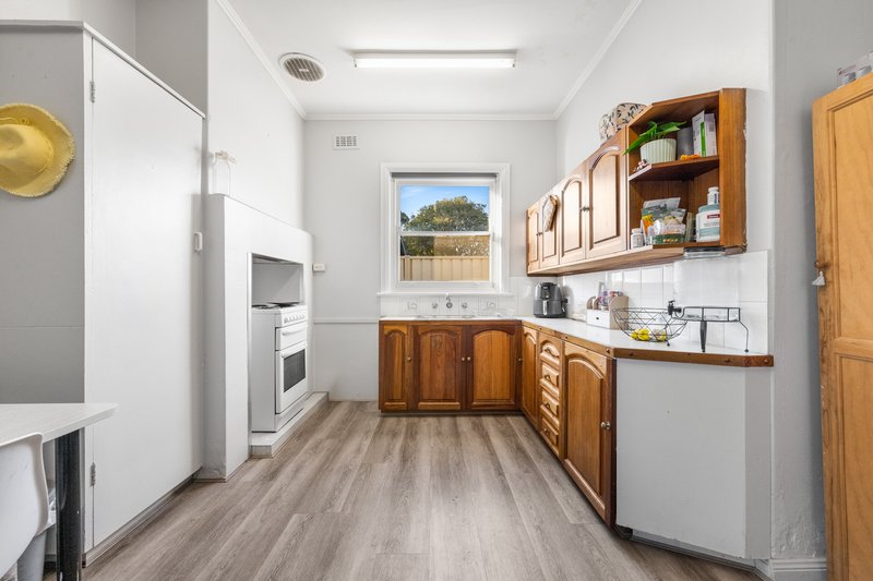 Photo - 17 Crouch Street North, Mount Gambier SA 5290 - Image 6