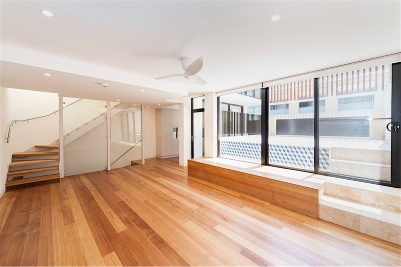 Photo - 17 Crown Street, Glebe NSW 2037 - Image 1