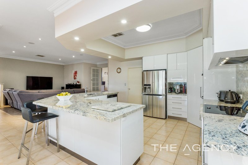 Photo - 17 Cupello Drive, Swan View WA 6056 - Image 19