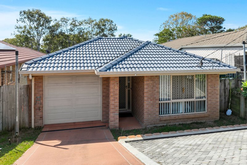 17 Curve Avenue, Wynnum QLD 4178