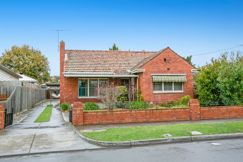 17 Cuthbert Road, Reservoir VIC 3073