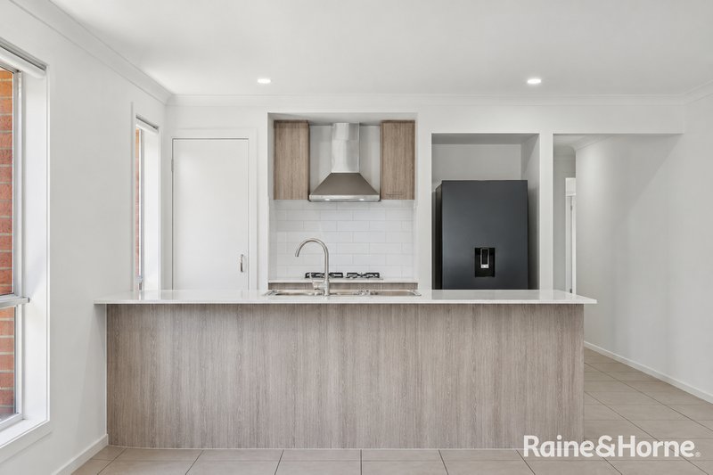 Photo - 17 Cyclops Street, Munno Para SA 5115 - Image 3