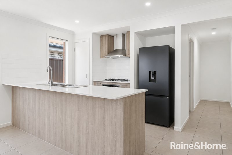 Photo - 17 Cyclops Street, Munno Para SA 5115 - Image 4