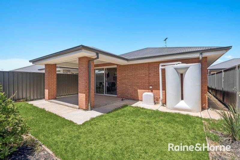 Photo - 17 Cyclops Street, Munno Para SA 5115 - Image 13