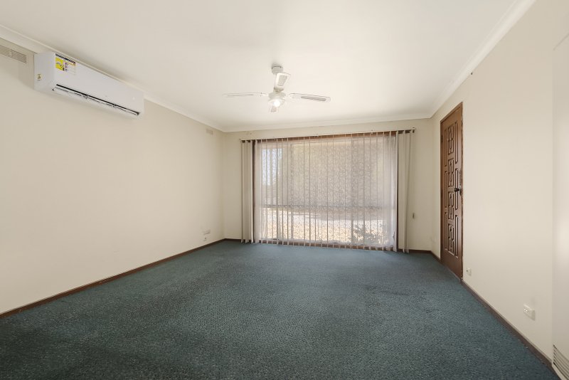 Photo - 1/7 Cyrilla Court, West Wodonga VIC 3690 - Image 3