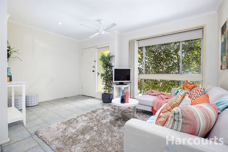 Photo - 1/7 Daffodil Road, Boronia VIC 3155 - Image 3