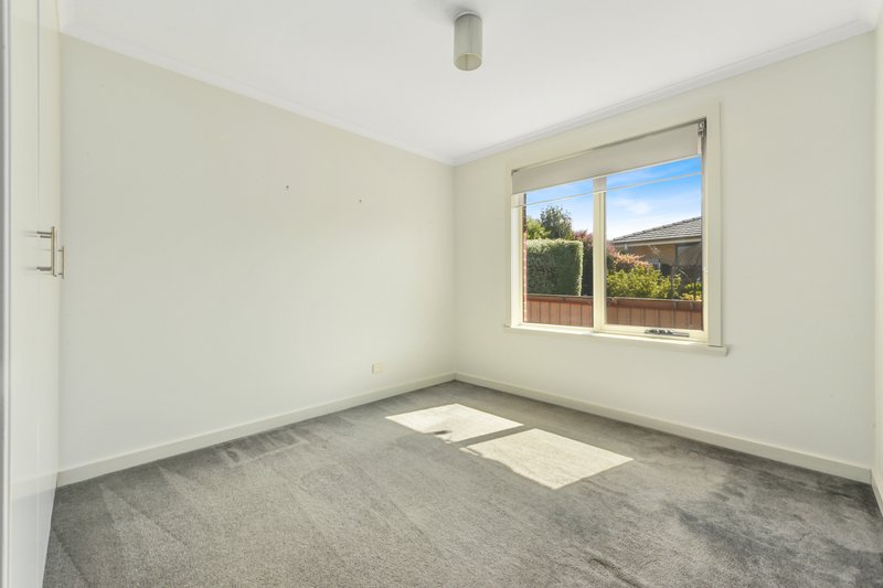 Photo - 17 Dafnis Drive, Newnham TAS 7248 - Image 15