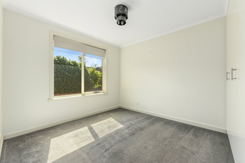 Photo - 17 Dafnis Drive, Newnham TAS 7248 - Image 17