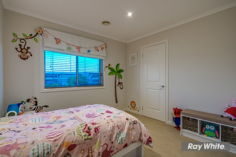 Photo - 17 Daintree Boulevard, Tarneit VIC 3029 - Image 22