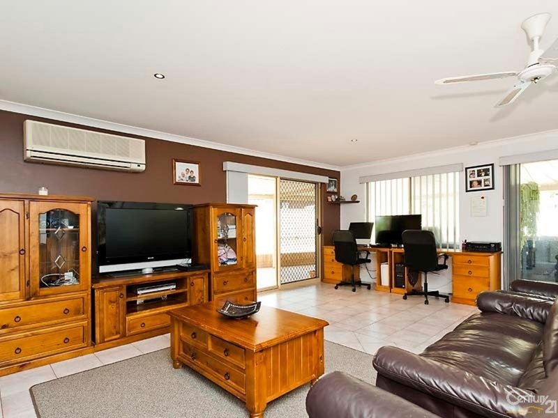 Photo - 17 Daintree Court, Merriwa WA 6030 - Image 4