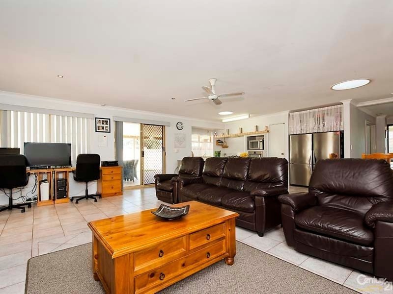 Photo - 17 Daintree Court, Merriwa WA 6030 - Image 5