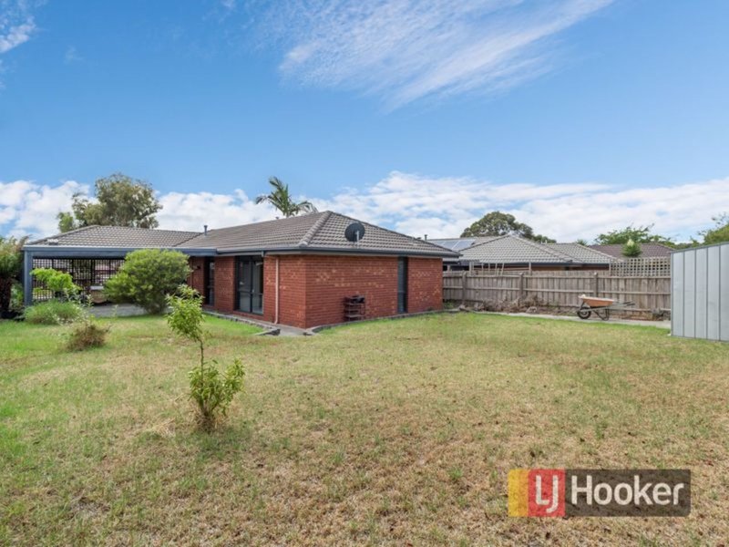 Photo - 17 Dairyfarm Terrace, Hampton Park VIC 3976 - Image 18