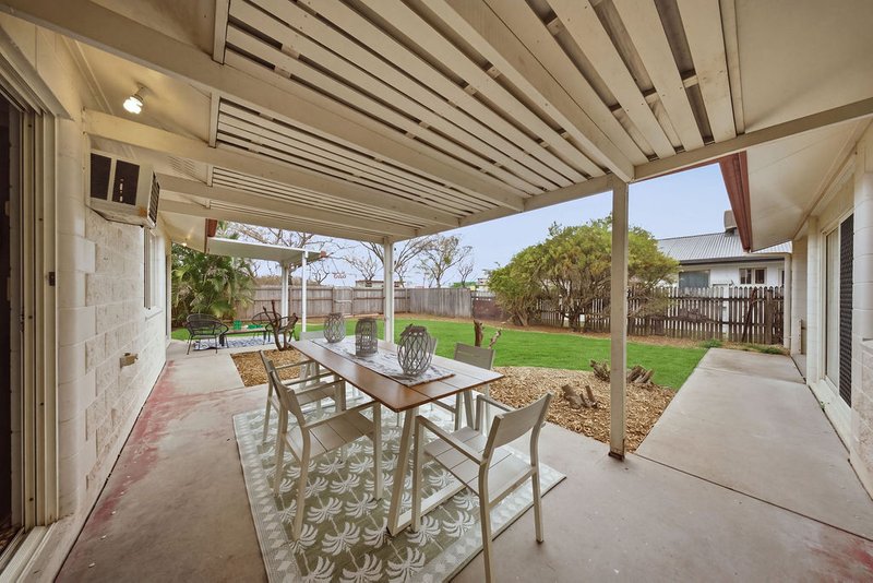 Photo - 17 Dalkeith Crescent, Mount Louisa QLD 4814 - Image 25