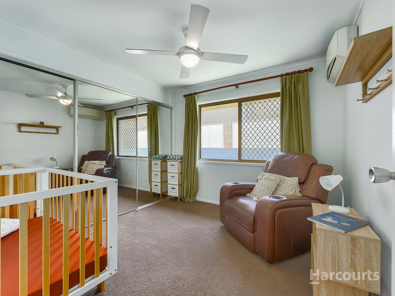Photo - 17 Dalwood Street, Carseldine QLD 4034 - Image 16