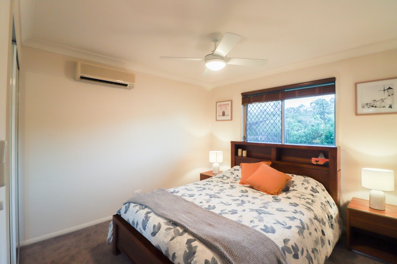 Photo - 17 Darlington Court, Flinders View QLD 4305 - Image 24