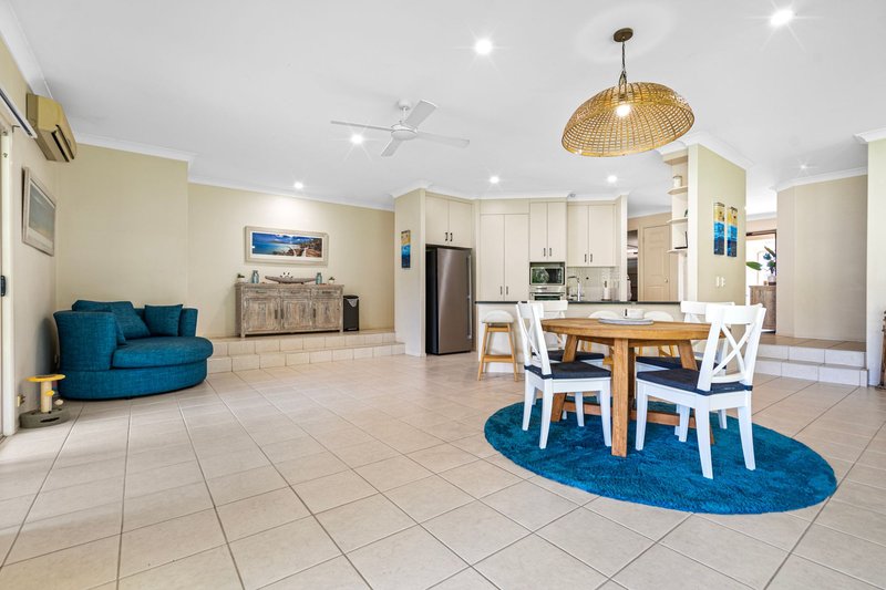 Photo - 17 Darlington Court, Flinders View QLD 4305 - Image 6