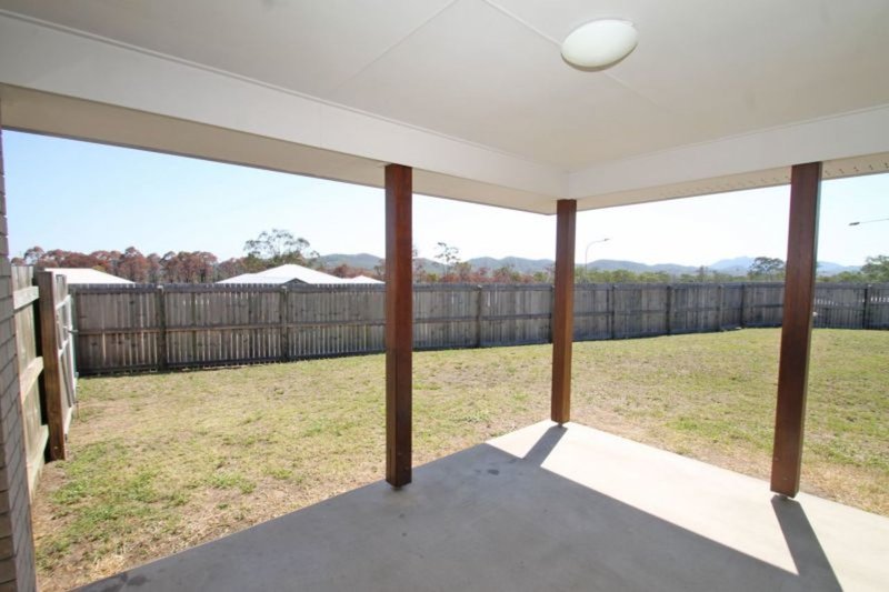 Photo - 17 Dartmouth Close, Clinton QLD 4680 - Image 12