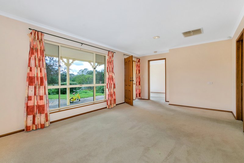 Photo - 17 David Randall Street, Williamstown SA 5351 - Image 3