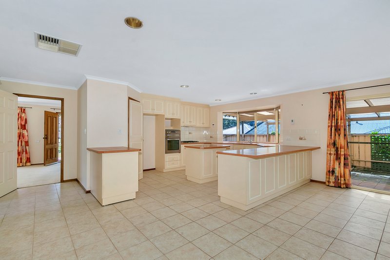 Photo - 17 David Randall Street, Williamstown SA 5351 - Image 4