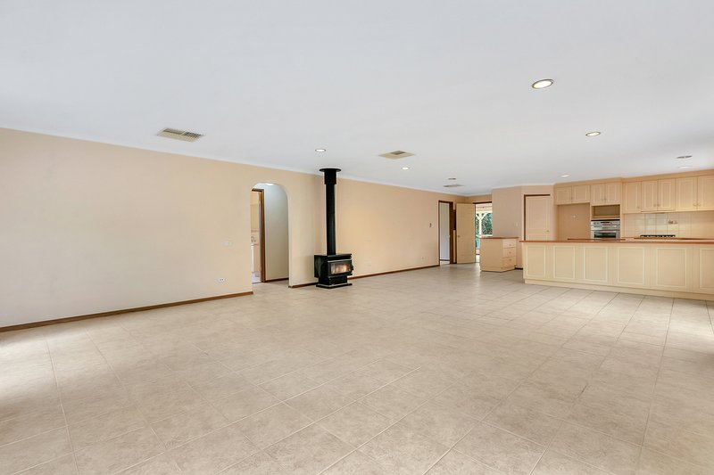 Photo - 17 David Randall Street, Williamstown SA 5351 - Image 6