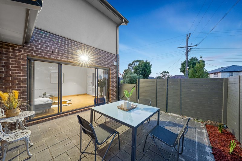 Photo - 17 Dawn Avenue, Dandenong VIC 3175 - Image 14