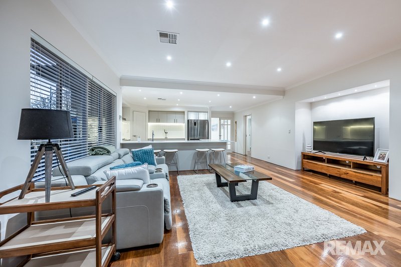 Photo - 17 Daytona Drive, Iluka WA 6028 - Image 12