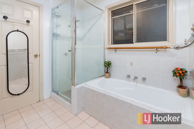 Photo - 17 De Castella Drive, Blacktown NSW 2148 - Image 8