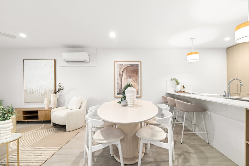 Photo - 17 Deacon Street, Coopers Plains QLD 4108 - Image 8