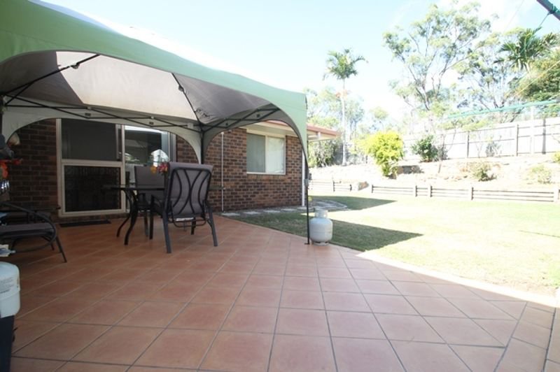 Photo - 17 Deborah Street, Glen Eden QLD 4680 - Image 16